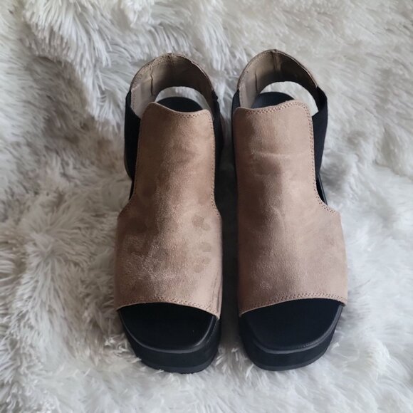 Coconuts By Matisse Tan Suede Platform Ada Wedge-US 7M - Picture 3 of 10